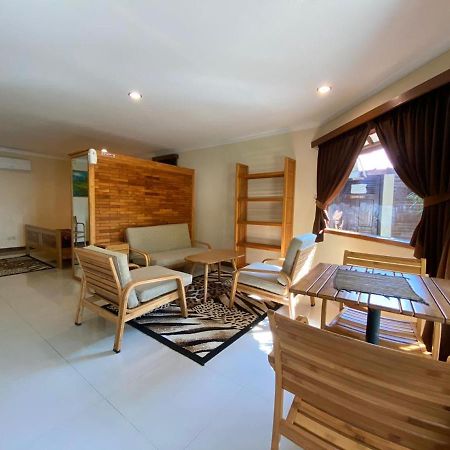 Jepara Marina Beach Bungalows Extérieur photo