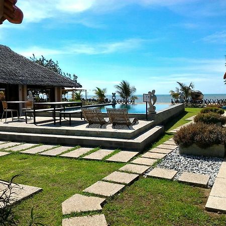 Jepara Marina Beach Bungalows Extérieur photo