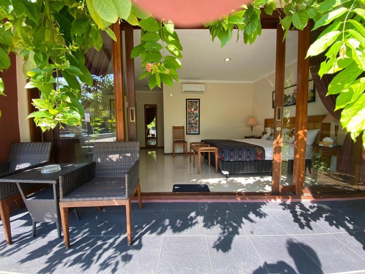 Jepara Marina Beach Bungalows Extérieur photo
