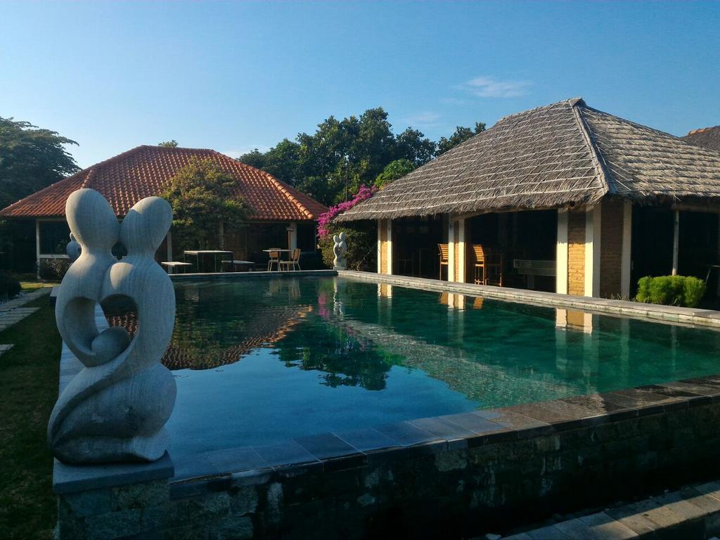 Jepara Marina Beach Bungalows Extérieur photo