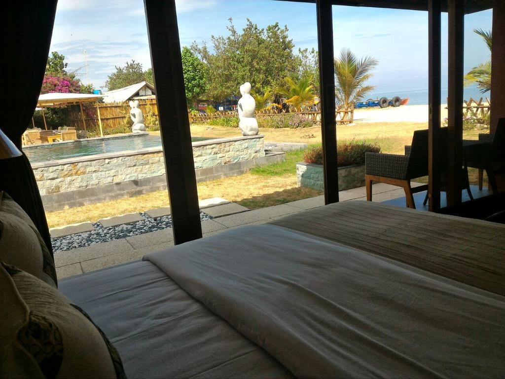 Jepara Marina Beach Bungalows Extérieur photo